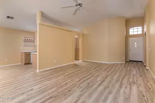 12566 W Palm Ln, Avondale, AZ 85392 - Photo 5