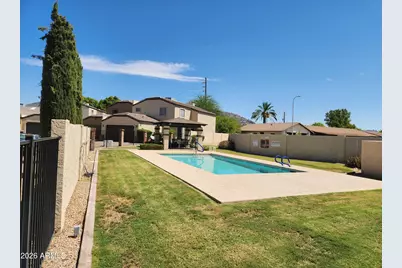 9025 N 14th Drive, Phoenix, AZ 85021 - Photo 19