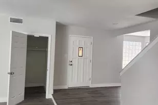 9025 N 14th Dr, Phoenix, AZ 85021 - Photo 3
