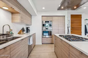 200 W Portland St, Phoenix, AZ 85003 - Photo 7