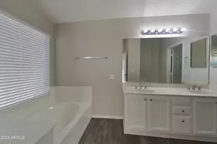 8961 W Kathleen Rd, Peoria, AZ 85382 - Photo 9