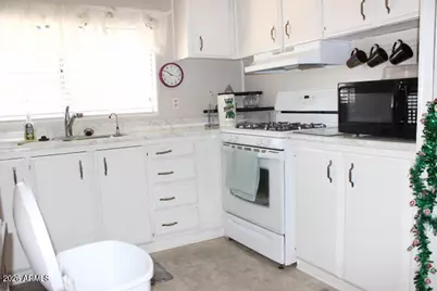 303 S Recker Road #8, Mesa, AZ 85206 - Photo 5