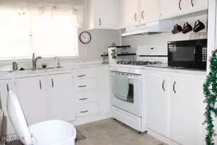 303 S Recker Rd, Mesa, AZ 85206 - Photo 5