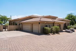 8540 E McDowell Rd, Mesa, AZ 85207 - Photo 3