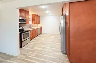 3033 W Caribbean Ln, Phoenix, AZ 85053 - Photo 7