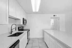 5525 E Thomas Rd, Phoenix, AZ 85018 - Photo 7