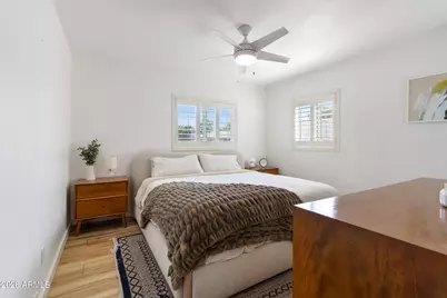 2534 E Meadowbrook Avenue, Phoenix, AZ 85016 - Photo 13