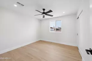 12240 N 26th Dr, Phoenix, AZ 85029 - Photo 11