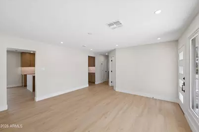 12240 N 26th Drive, Phoenix, AZ 85029 - Photo 5