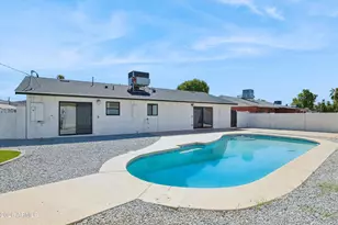 12240 N 26th Dr, Phoenix, AZ 85029 - Photo 41