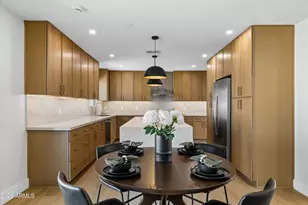 12240 N 26th Dr, Phoenix, AZ 85029 - Photo 11