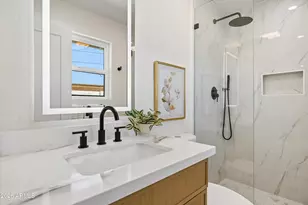 12240 N 26th Dr, Phoenix, AZ 85029 - Photo 21