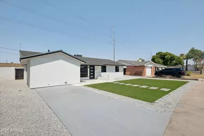 12240 N 26th Drive, Phoenix, AZ 85029 - Photo 3