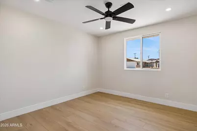 12240 N 26th Drive, Phoenix, AZ 85029 - Photo 23