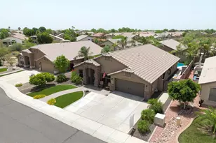 10405 W Patrick Ln, Peoria, AZ 85383 - Photo 23