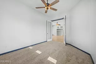 1902 E Desert Ln, Phoenix, AZ 85042 - Photo 33