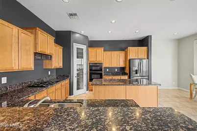 1902 E Desert Lane, Phoenix, AZ 85042 - Photo 13