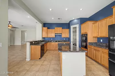 1902 E Desert Lane, Phoenix, AZ 85042 - Photo 15