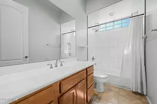 1902 E Desert Ln, Phoenix, AZ 85042 - Photo 31