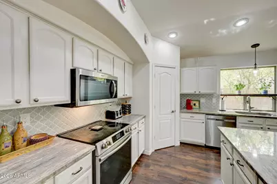 41389 W Hayden Drive, Maricopa, AZ 85138 - Photo 19