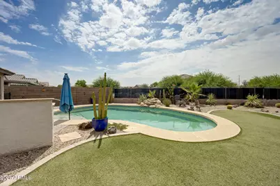 41389 W Hayden Drive, Maricopa, AZ 85138 - Photo 43