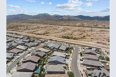 18951 W Shaw Butte Drive, Surprise, AZ 85388 - Photo 11