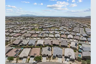 18951 W Shaw Butte Drive, Surprise, AZ 85388 - Photo 7