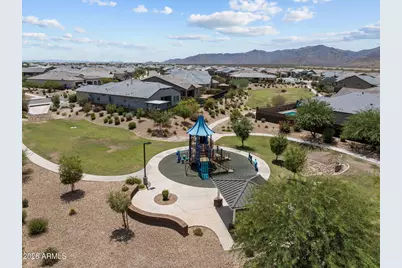 18951 W Shaw Butte Drive, Surprise, AZ 85388 - Photo 7