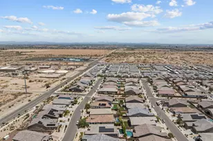 18951 W Shaw Butte Dr, Surprise, AZ 85388 - Photo 43