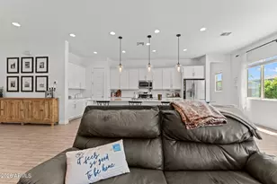 18951 W Shaw Butte Dr, Surprise, AZ 85388 - Photo 13