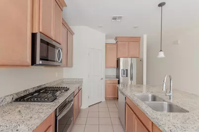 12329 W State Avenue, Glendale, AZ 85307 - Photo 9