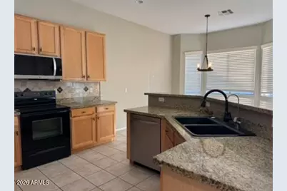 26216 N 73rd Avenue, Peoria, AZ 85383 - Photo 5