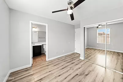 2012 N 78th Glen, Phoenix, AZ 85035 - Photo 13