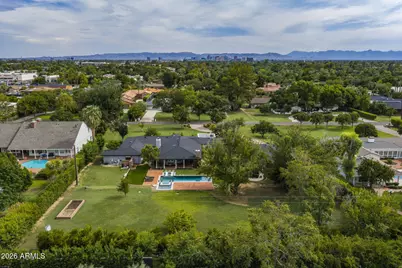 334 E Glenn Drive, Phoenix, AZ 85020 - Photo 27