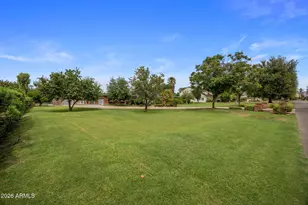 334 E Glenn Dr, Phoenix, AZ 85020 - Photo 85