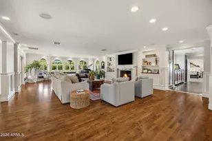 334 E Glenn Dr, Phoenix, AZ 85020 - Photo 23