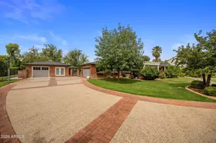 334 E Glenn Dr, Phoenix, AZ 85020 - Photo 83