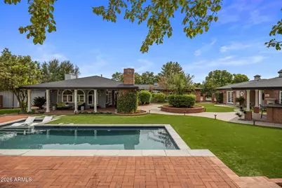 334 E Glenn Drive, Phoenix, AZ 85020 - Photo 43