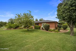 334 E Glenn Dr, Phoenix, AZ 85020 - Photo 53