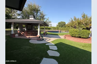 334 E Glenn Drive, Phoenix, AZ 85020 - Photo 29