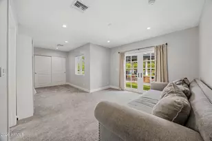 334 E Glenn Dr, Phoenix, AZ 85020 - Photo 59