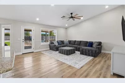 11355 E Rutledge Avenue, Mesa, AZ 85212 - Photo 9
