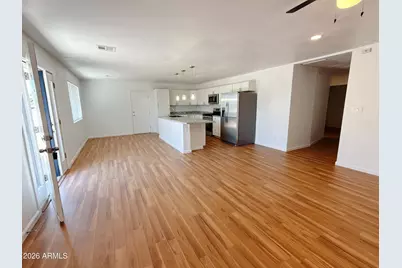 13028 W Greenway Road, Surprise, AZ 85374 - Photo 5