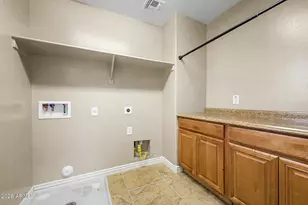 7927 S Boxelder St, Gilbert, AZ 85298 - Photo 43