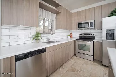 440 N 169th Avenue, Goodyear, AZ 85338 - Photo 9