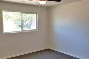 2959 N 53rd Pkwy, Phoenix, AZ 85031 - Photo 9
