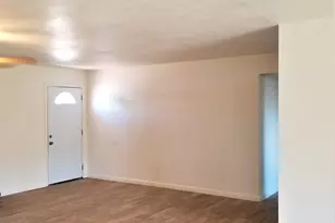 2959 N 53rd Pkwy, Phoenix, AZ 85031 - Photo 3