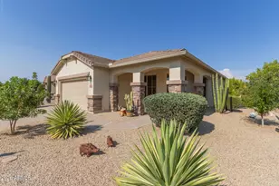 193 W Latigo Cir, San Tan Valley, AZ 85143 - Photo 3