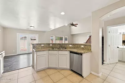 10417 W Magnolia Street, Tolleson, AZ 85353 - Photo 5