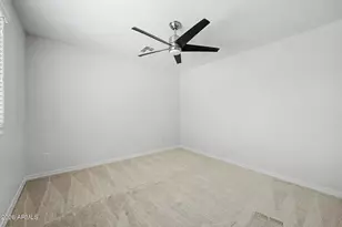 2163 W Scully Dr, Phoenix, AZ 85023 - Photo 23